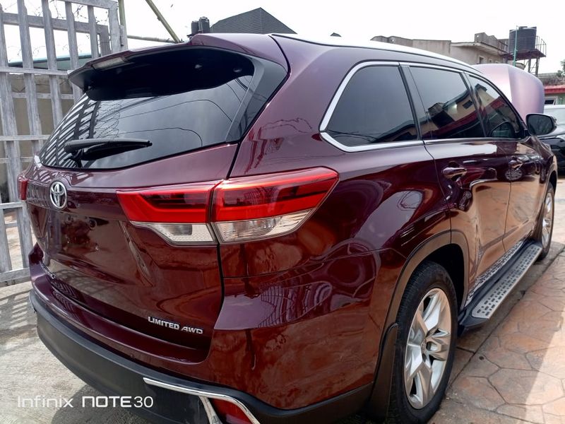 Thumbnail 4 of 2019 Toyota Highlander LIMITED
